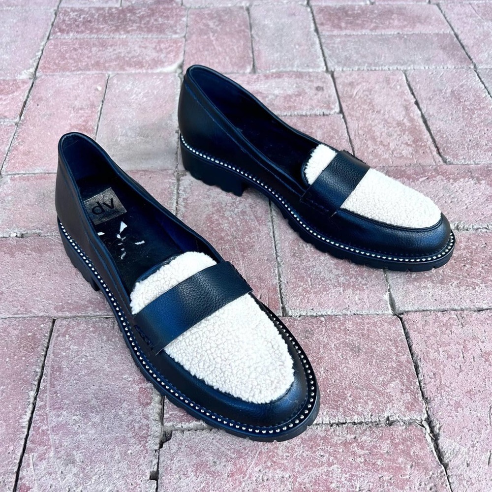 NWOB DV DOLCE VITA Chimmy Faux-Fur-Trim Loafers